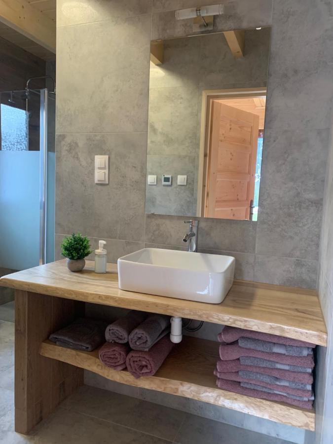 Domki Z Prywatna Sauna- Na Szlaku Milówka Exteriér fotografie