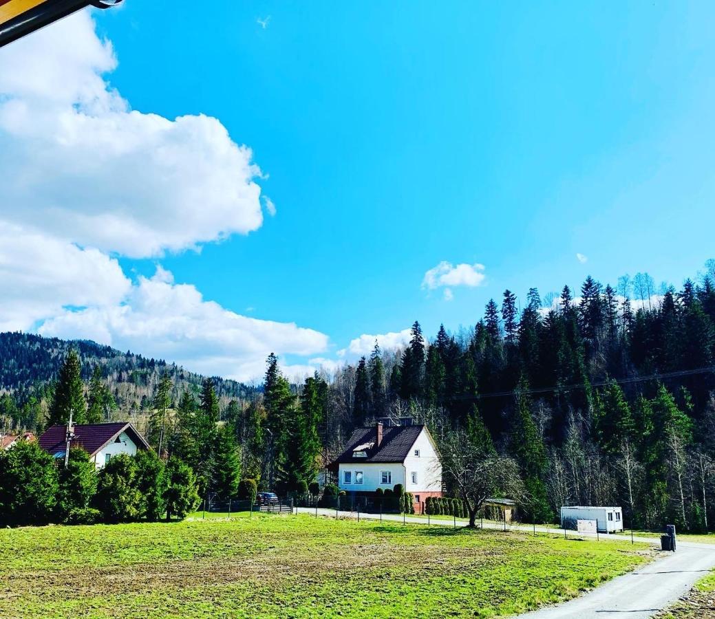 Domki Z Prywatna Sauna- Na Szlaku Milówka Exteriér fotografie